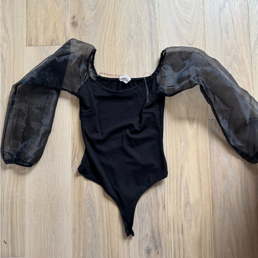 Le Lis Black Sheer-sleeved Bodysuit